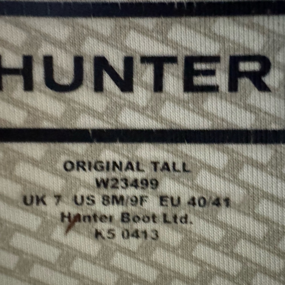 Hunter Boots with gray boot liners - Picture 6 of 8